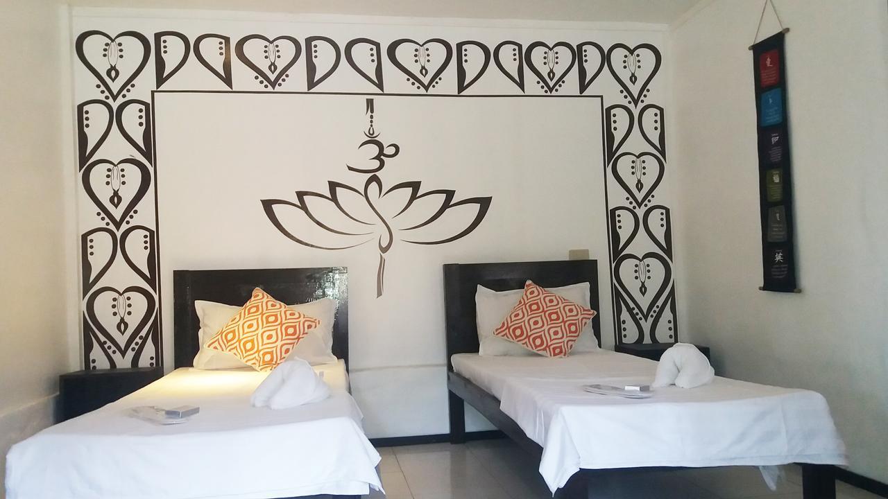 Peace & Love Beach Club Roxas  Экстерьер фото