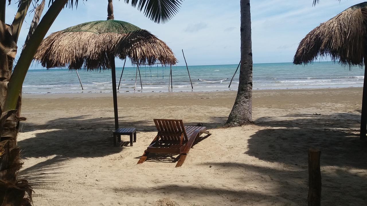 Peace & Love Beach Club Roxas  Экстерьер фото