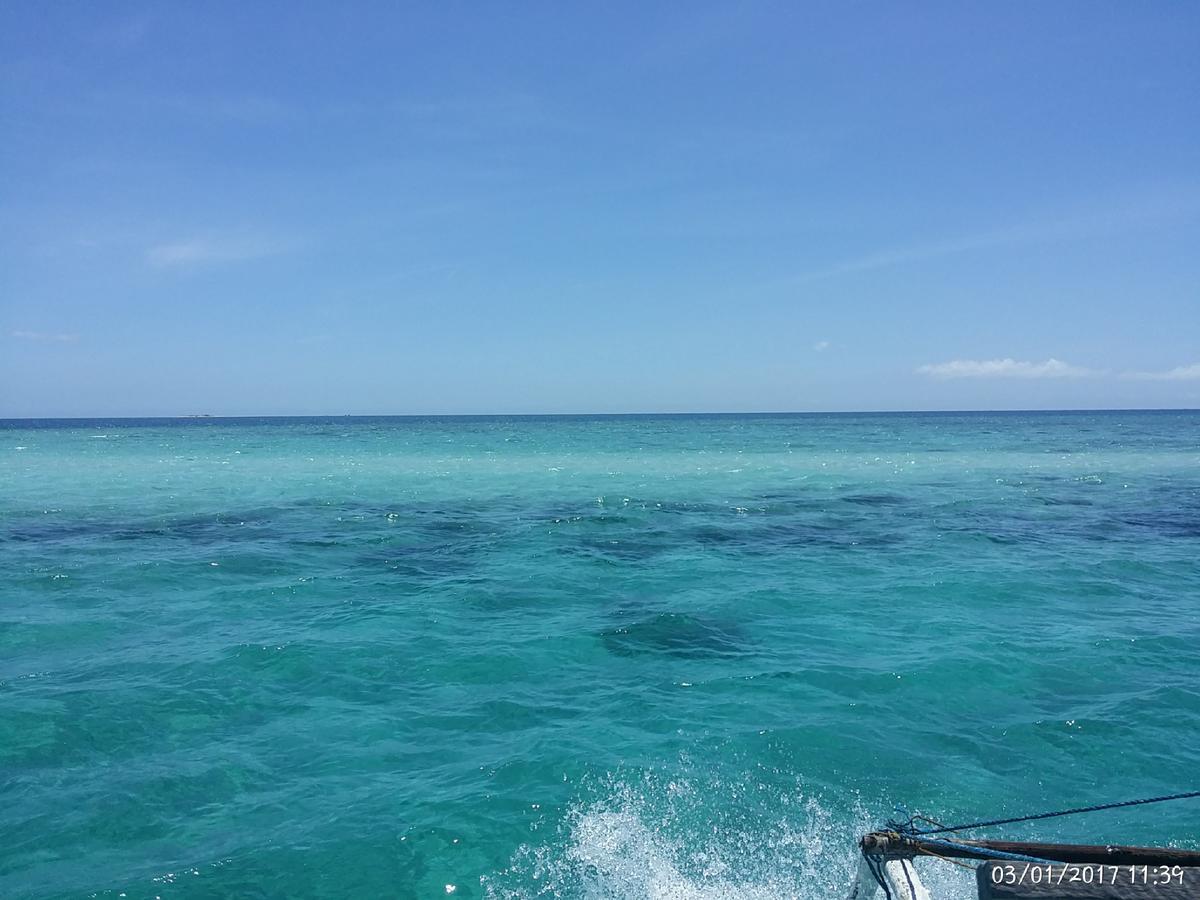 Peace & Love Beach Club Roxas  Экстерьер фото